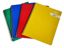 Cuaderno universitario liso M7 100 hojas Artel (2012.0110)